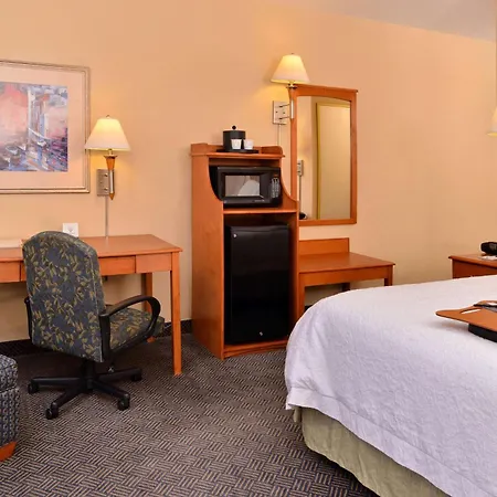 Spark By Hilton Grand Island-3